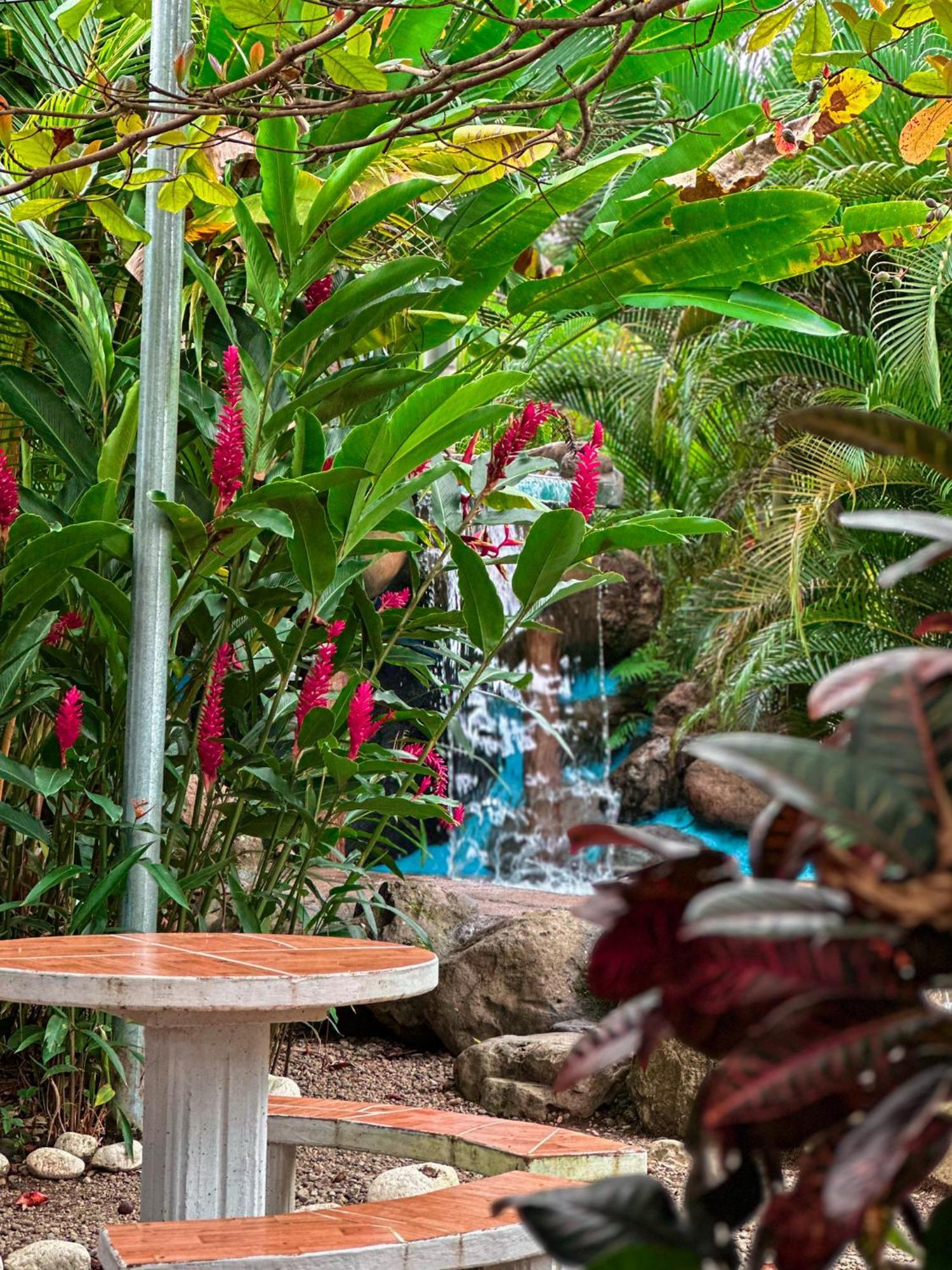 Cabanas Rio Escondido En La Fortuna Kültér fotó