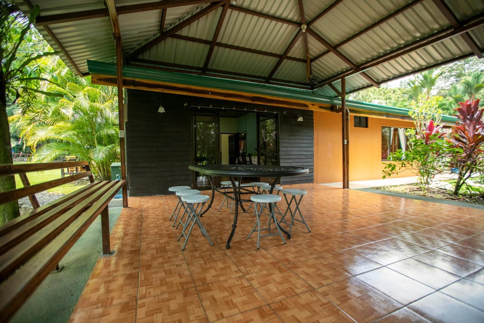 Cabanas Rio Escondido En La Fortuna Kültér fotó